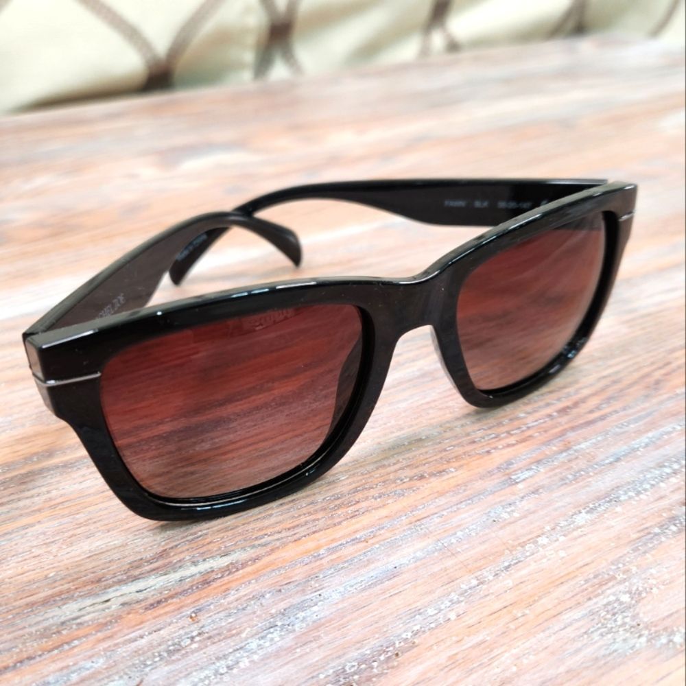Rachel Zoe Fawn Sunglasses Black NWT